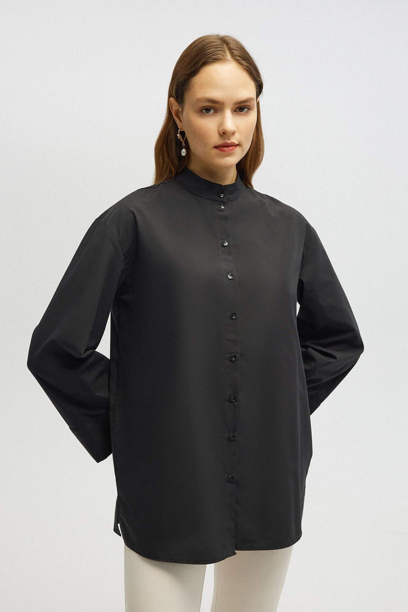 Camicia girocollo in popeline