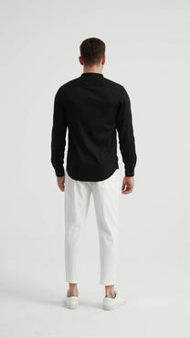 Camicia nera premium con colletto alla coreana