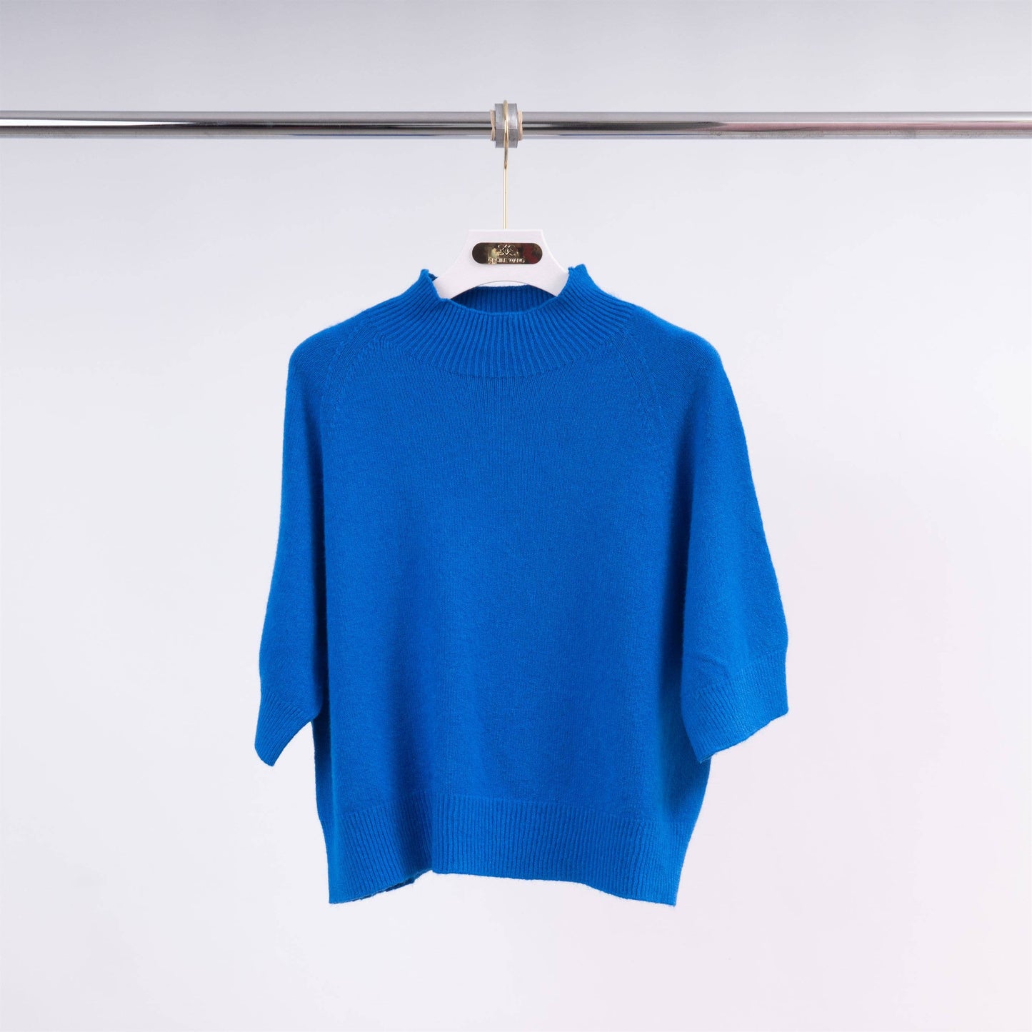 Maglione girocollo in maglia a maniche corte