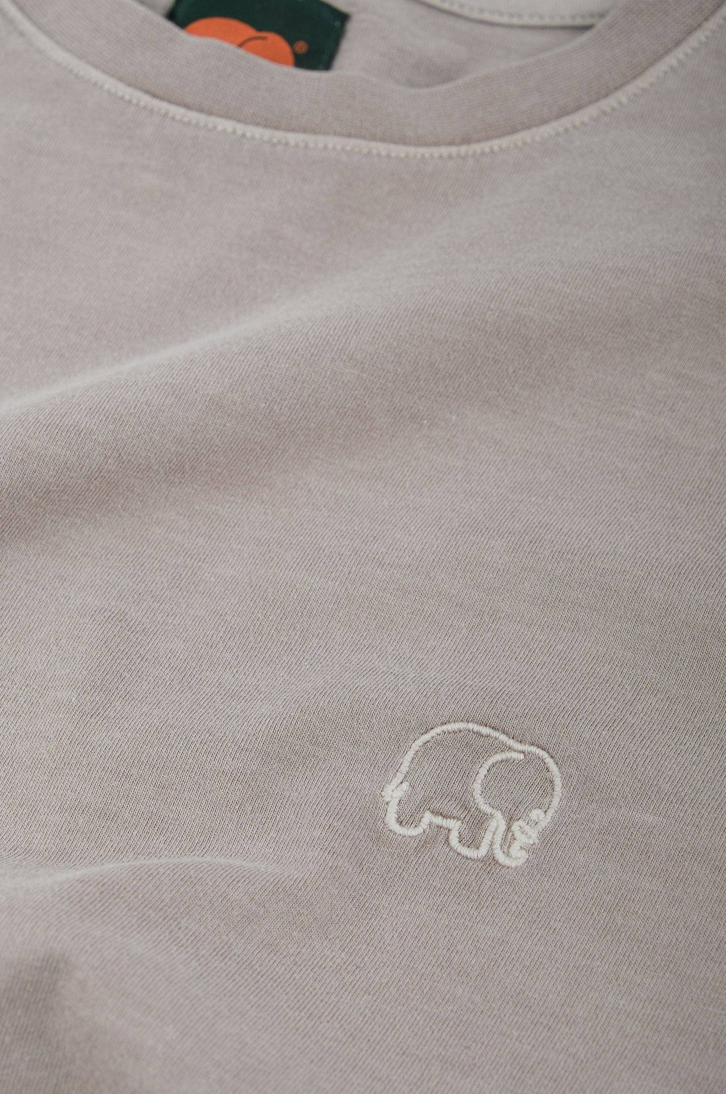 T-shirt uomo pigmentata in cotone biologico grigio elefante