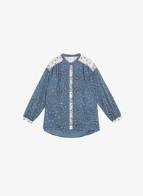 Camicia oversize in voile di cotone con stampa bandana indaco