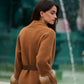 Cappotto lungo in lana con polsini in pelliccia e cintura