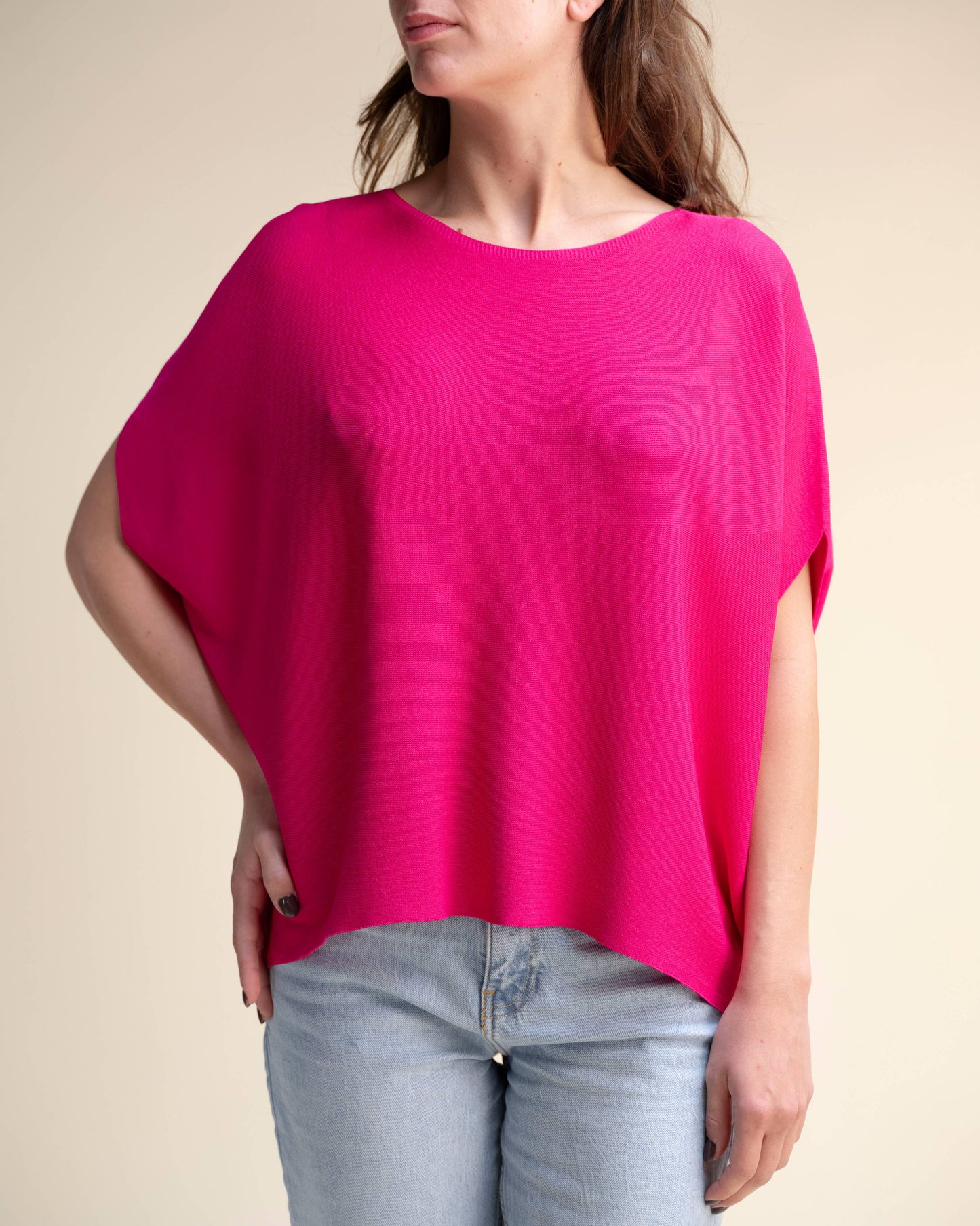 Poncho kimono senza maniche in misto viscosa con lavorazione 3D