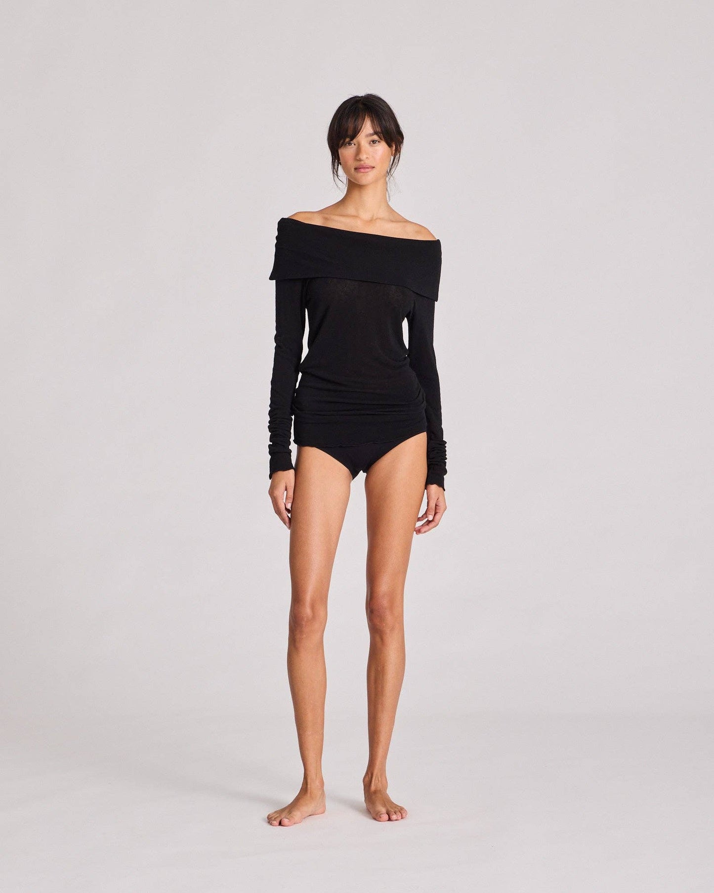 Top Asha nero in lana