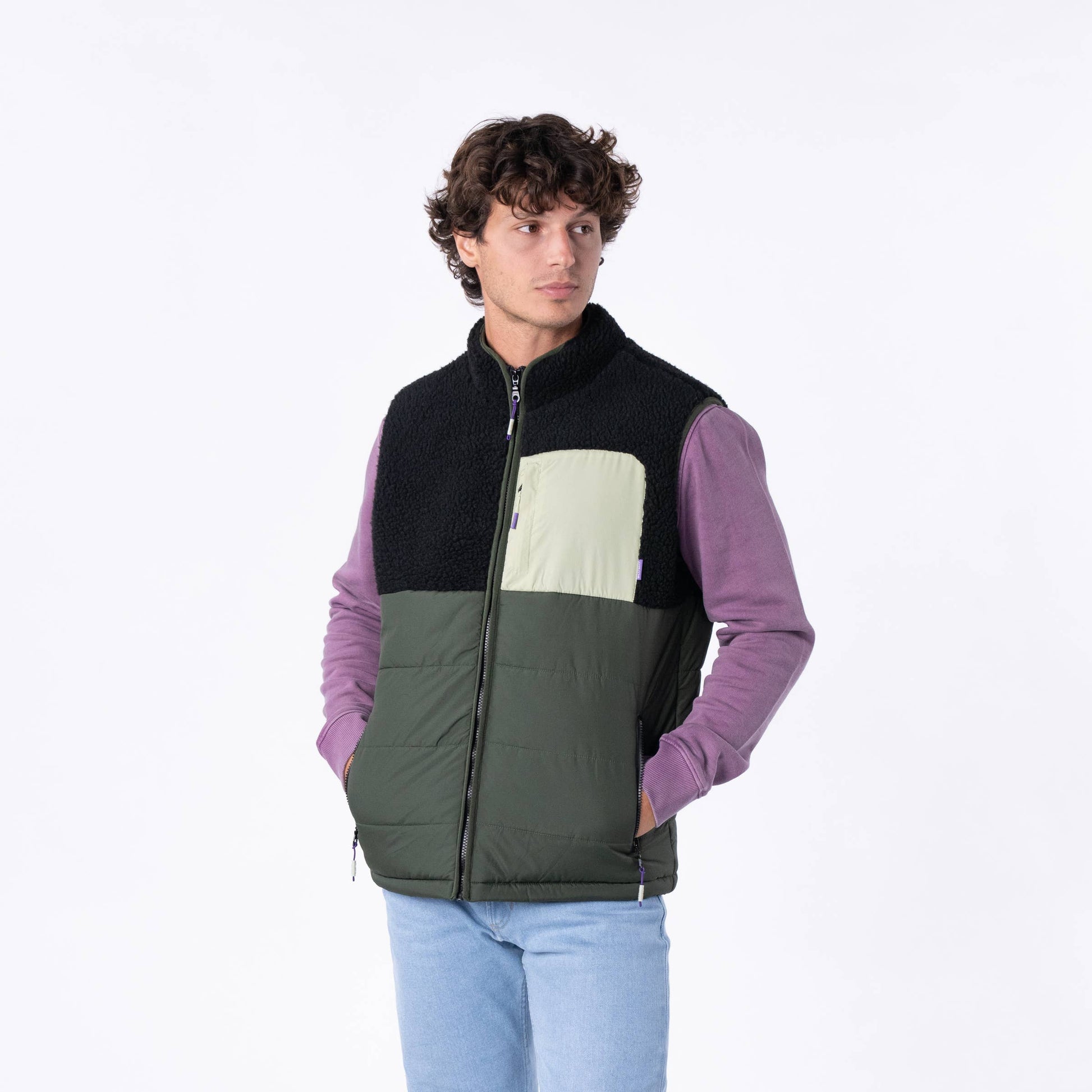 Gilet sherpa bicolore nero e verde senza maniche