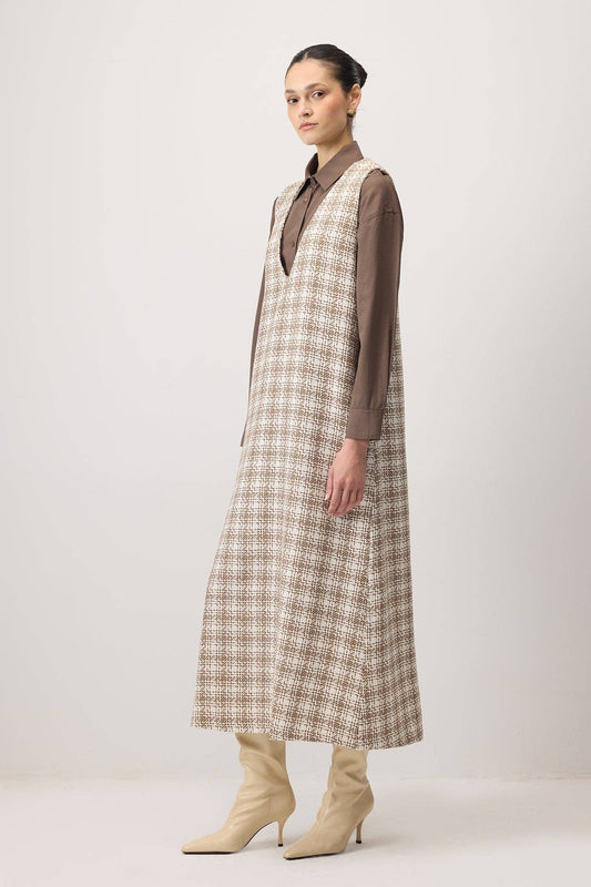 Abito lungo in tweed senza maniche