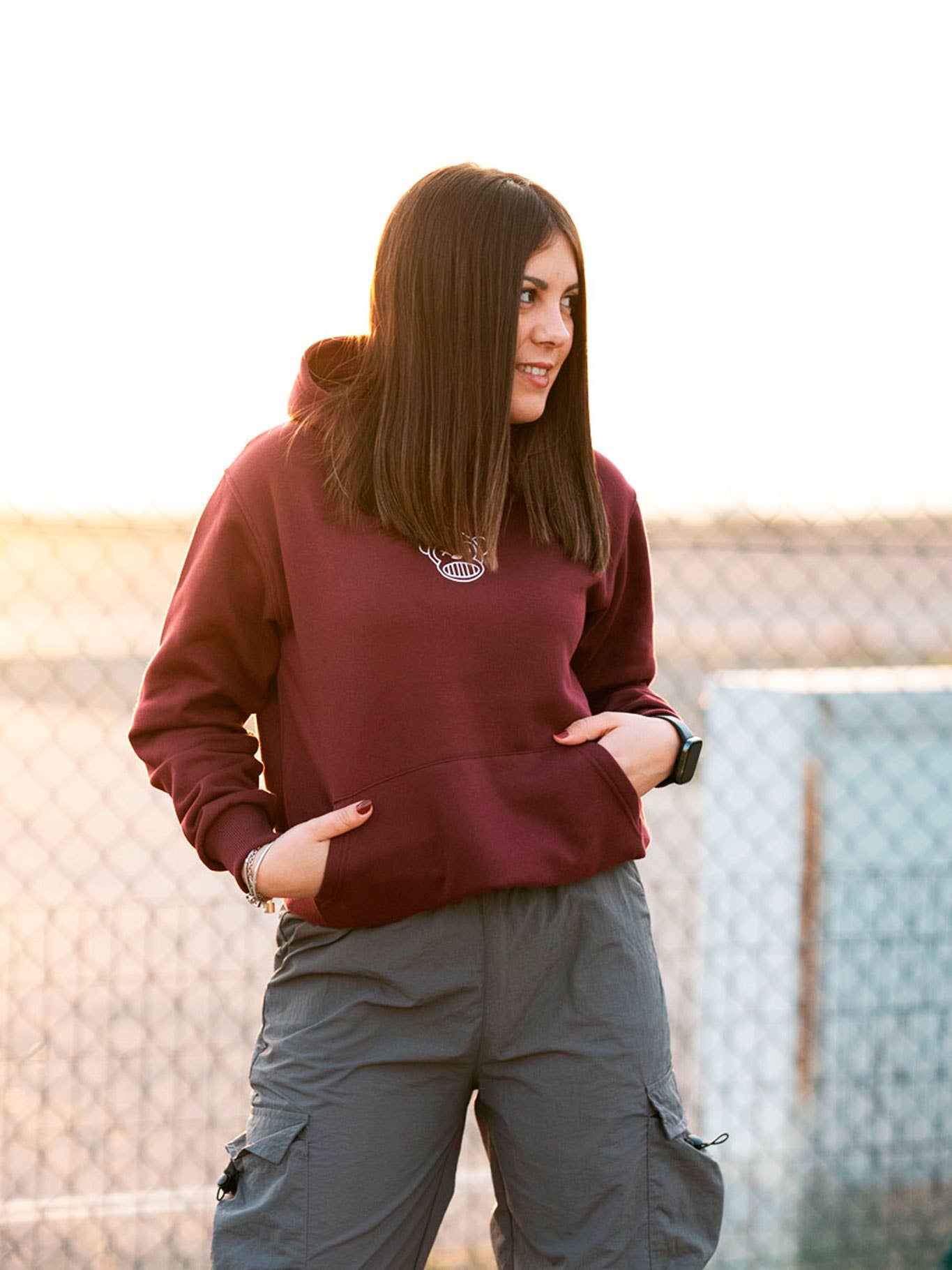 Felpa unisex Live Forever color vino
