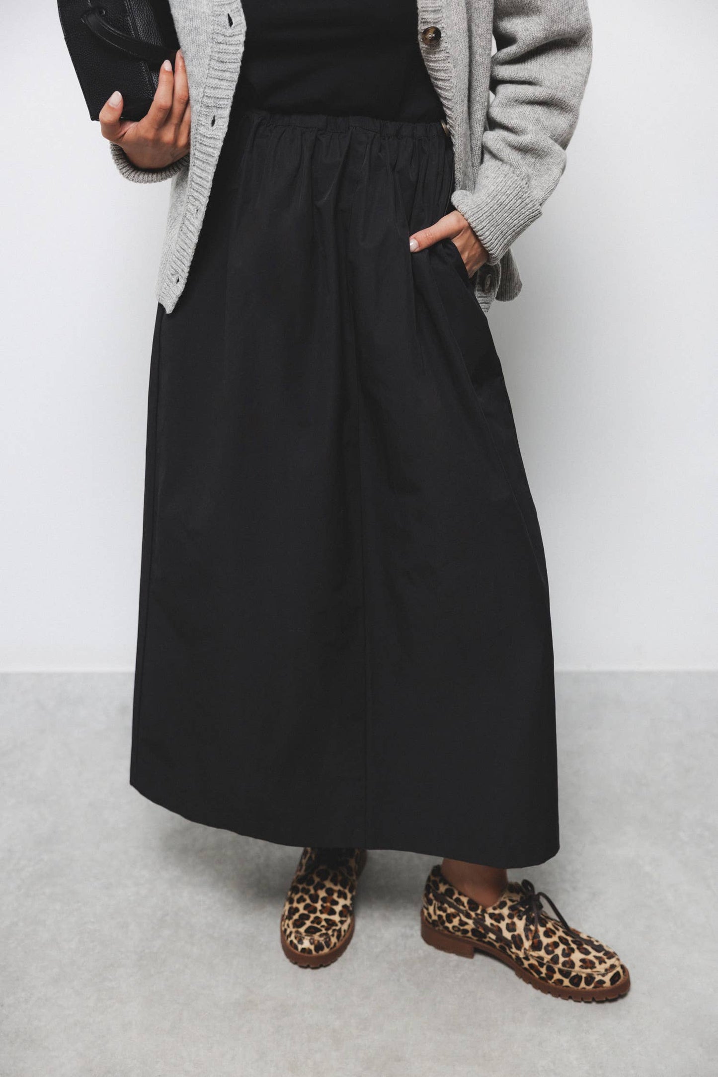 Gonna midi in gabardine a trapezio