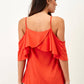 T-shirt con spalle scoperte e volant