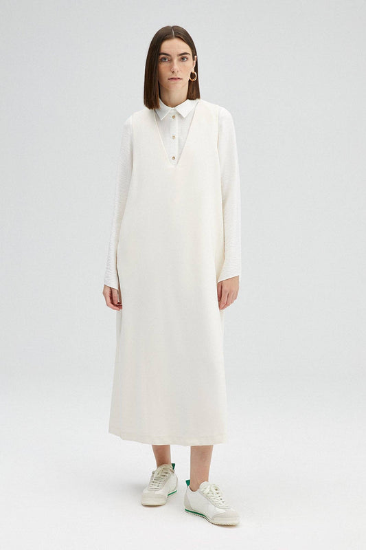 Abito midi minimal in crepe con scollo a V
