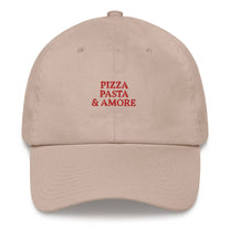 Cappello dad hat ricamato "Pizza, Pasta & Amore"