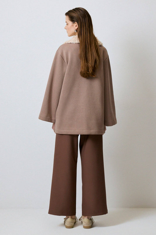 Felpa oversize in cotone con collo in eco pelliccia e mezza zip