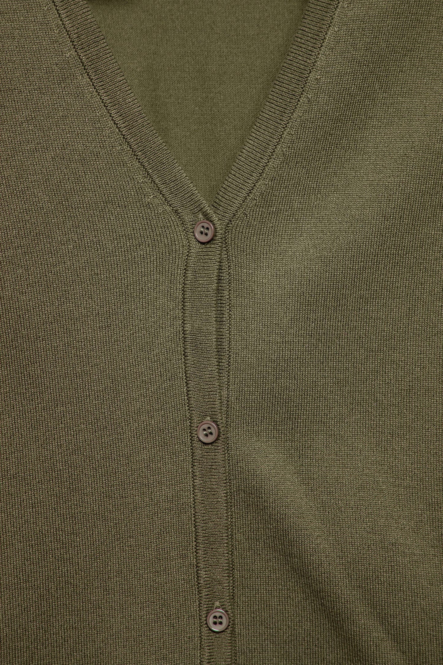 Cardigan in maglia rasata con scollo a V