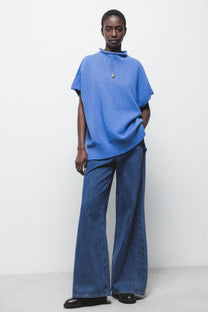 Maglione oversize in lana con collo alto