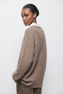 Maglione in lana a trecce