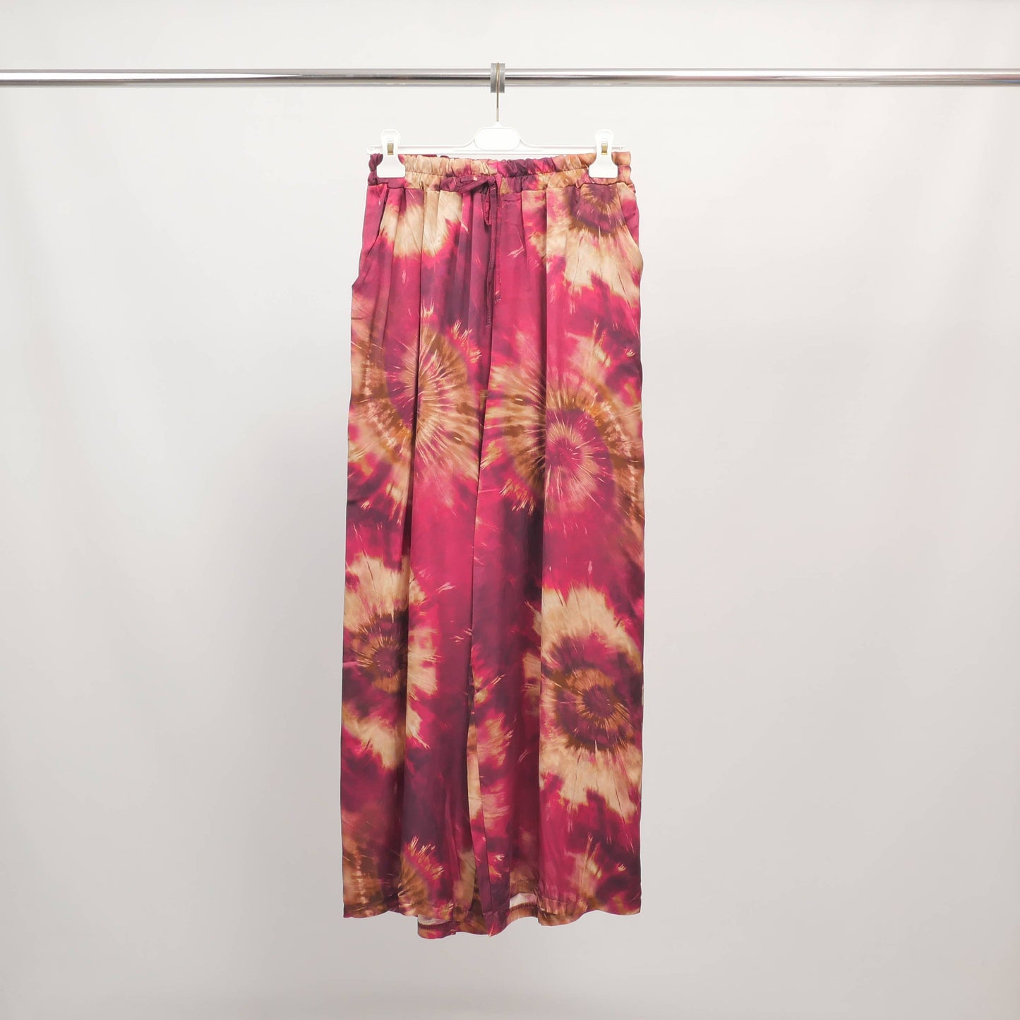 Pantaloni fluidi tie-dye in viscosa e seta