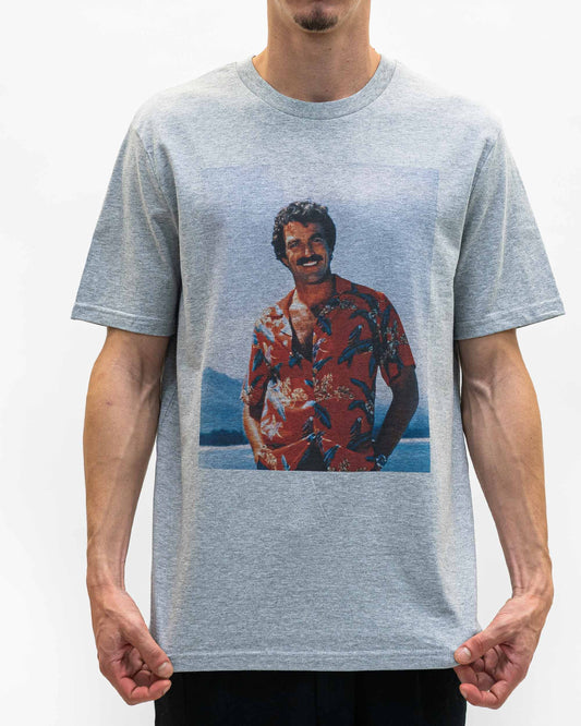 T-shirt Magnum con stampa fotografica e camicia hawaiana