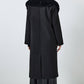 Cappotto lungo nero con collo in pelliccia