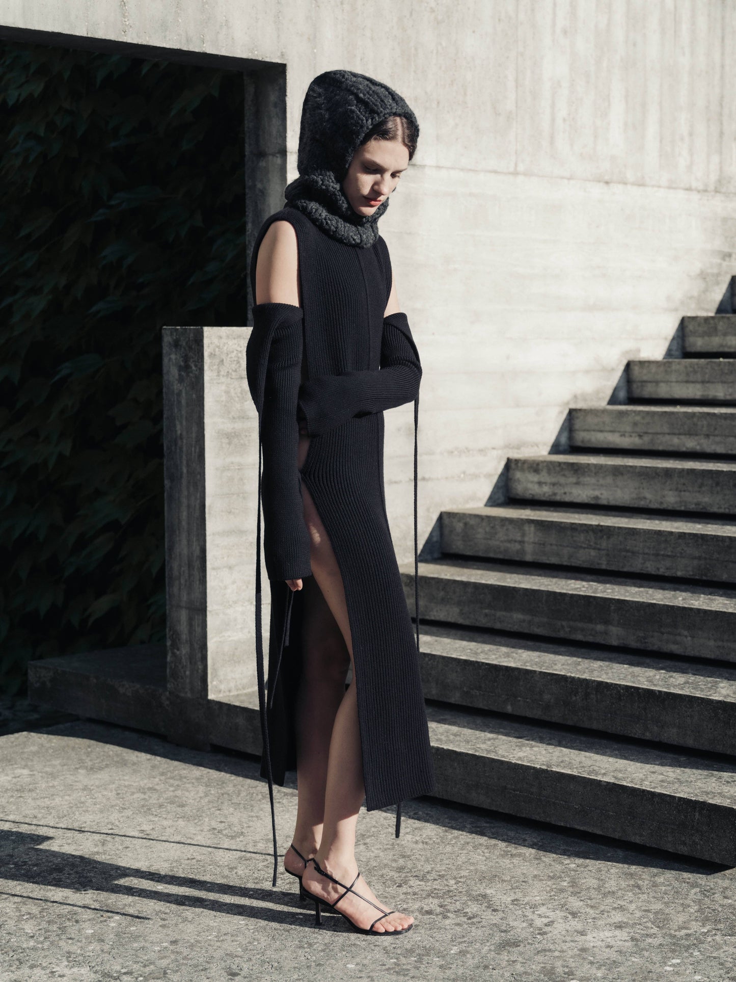 Scaldabraccia in lana merino extra fine con fasce lunghe
