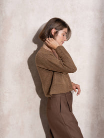 Cardigan corto in maglia con scollo a V e tasche