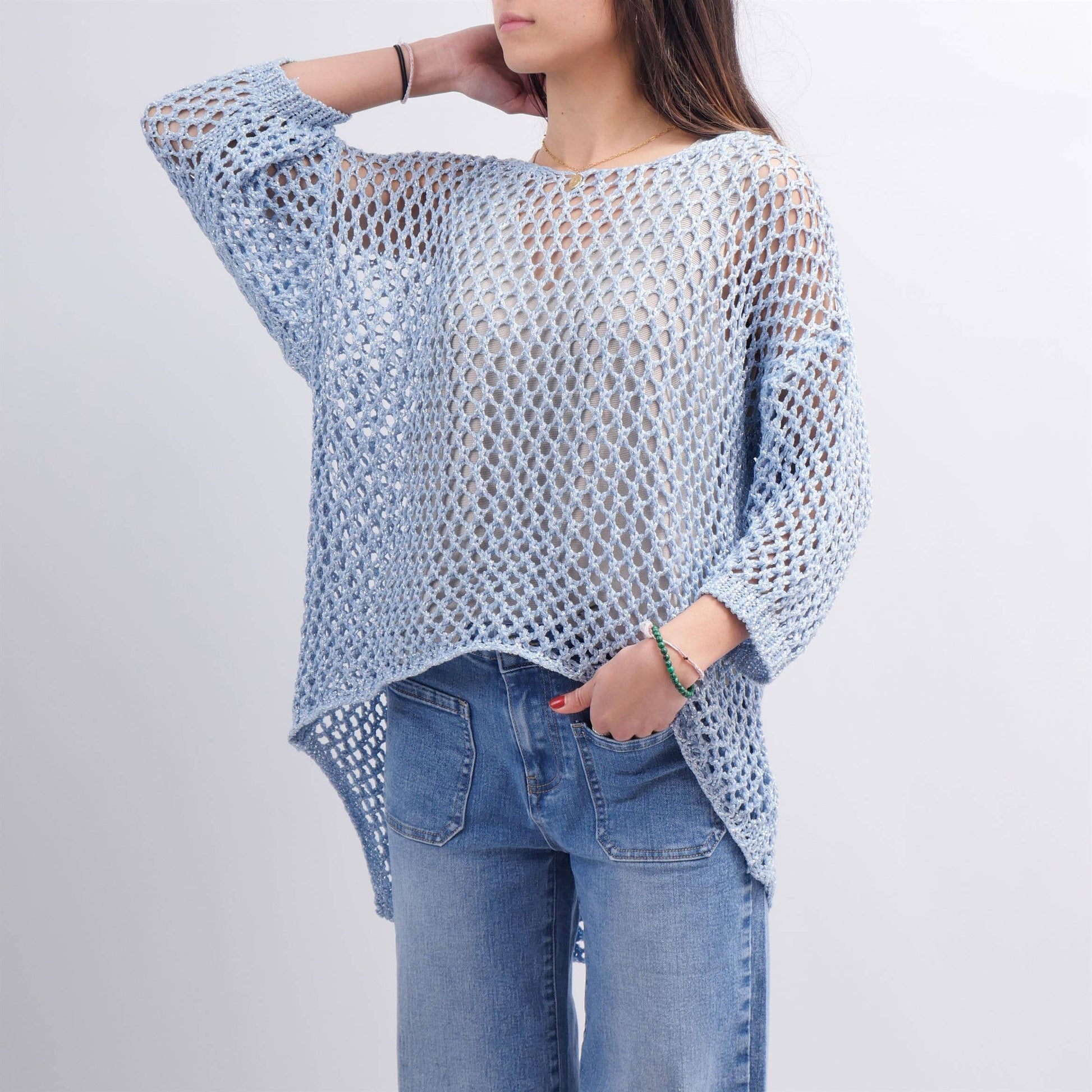 Maglione traforato all’uncinetto effetto lucido