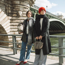 Cardigan in maglia rasata con scollo a V