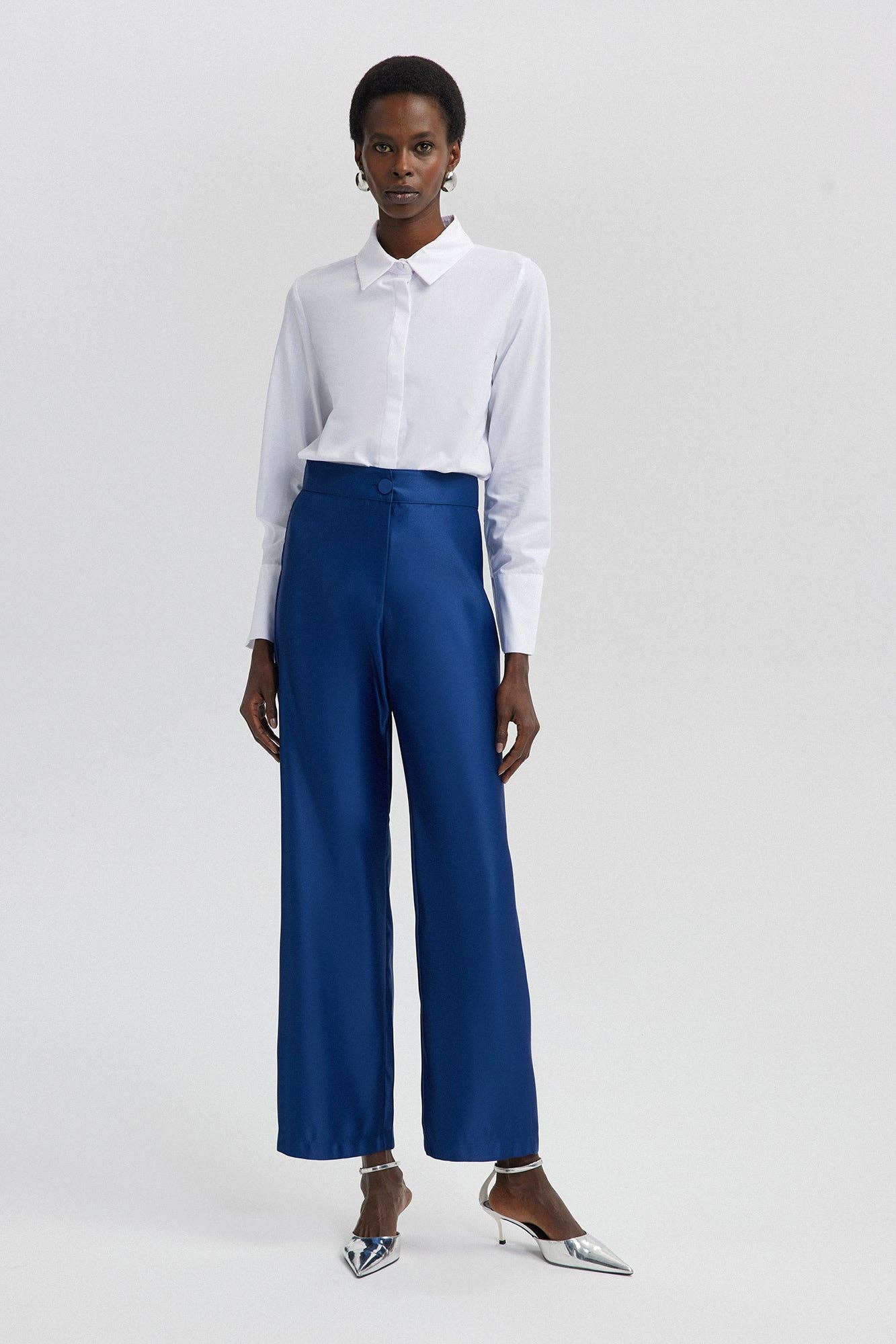 Pantaloni palazzo in satin blu