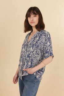 Blusa Clara a maniche corte con stampa zebrata