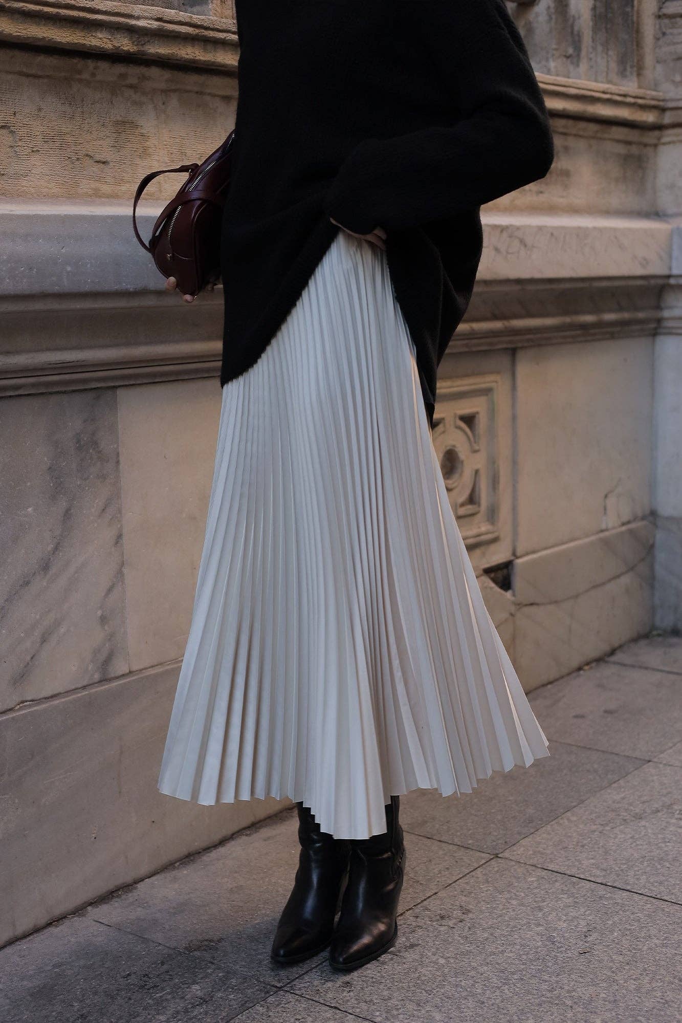 Gonna midi plissettata elegante