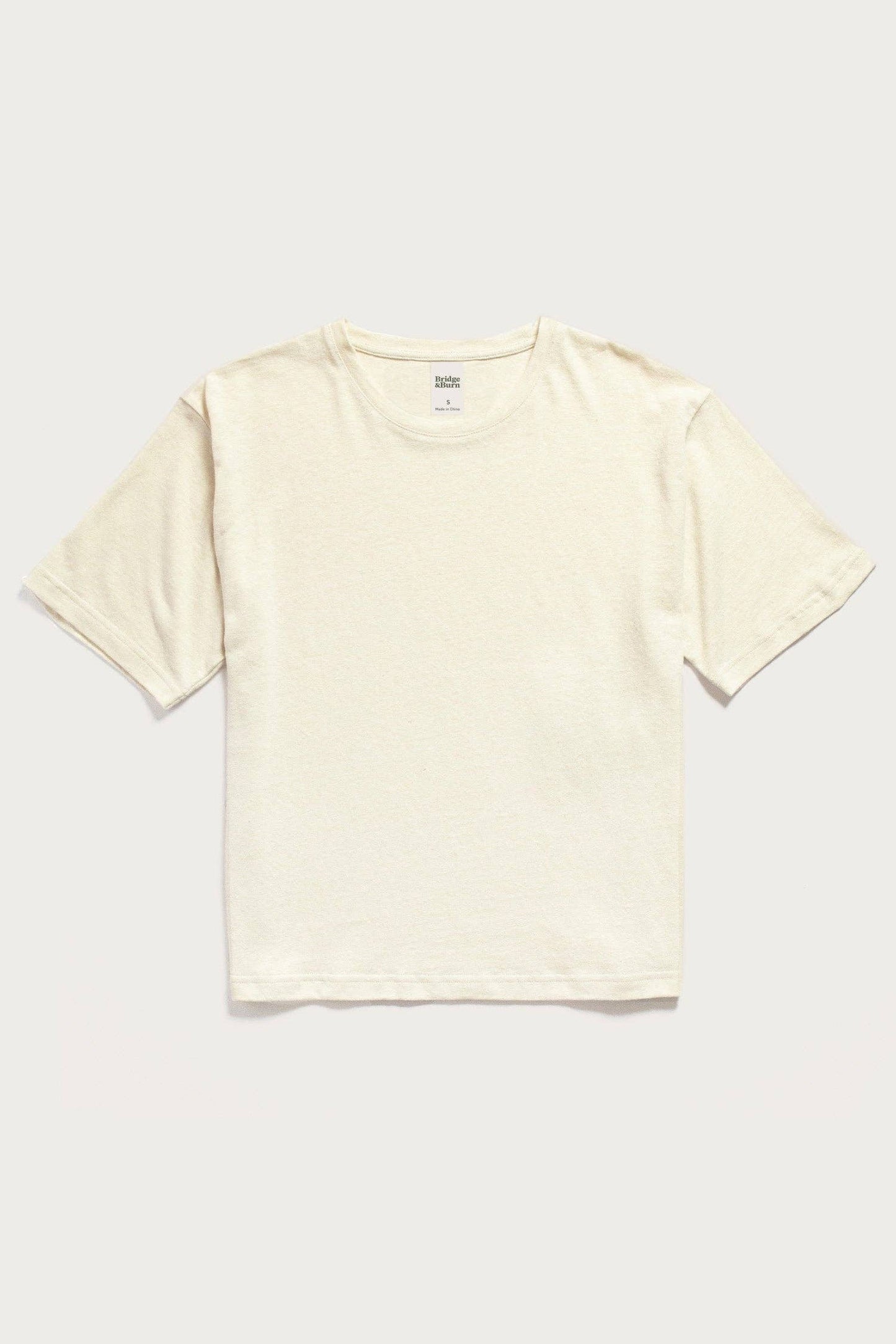 T-shirt boxy in canapa e cotone biologico color avorio