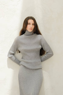 Dolcevita a coste in lana merino extra fine