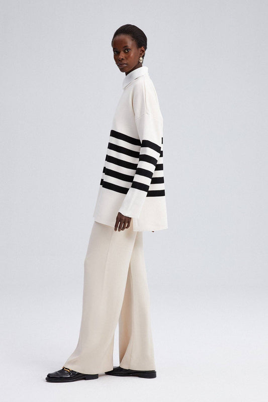 Maglione tunica oversize a righe monocromatiche