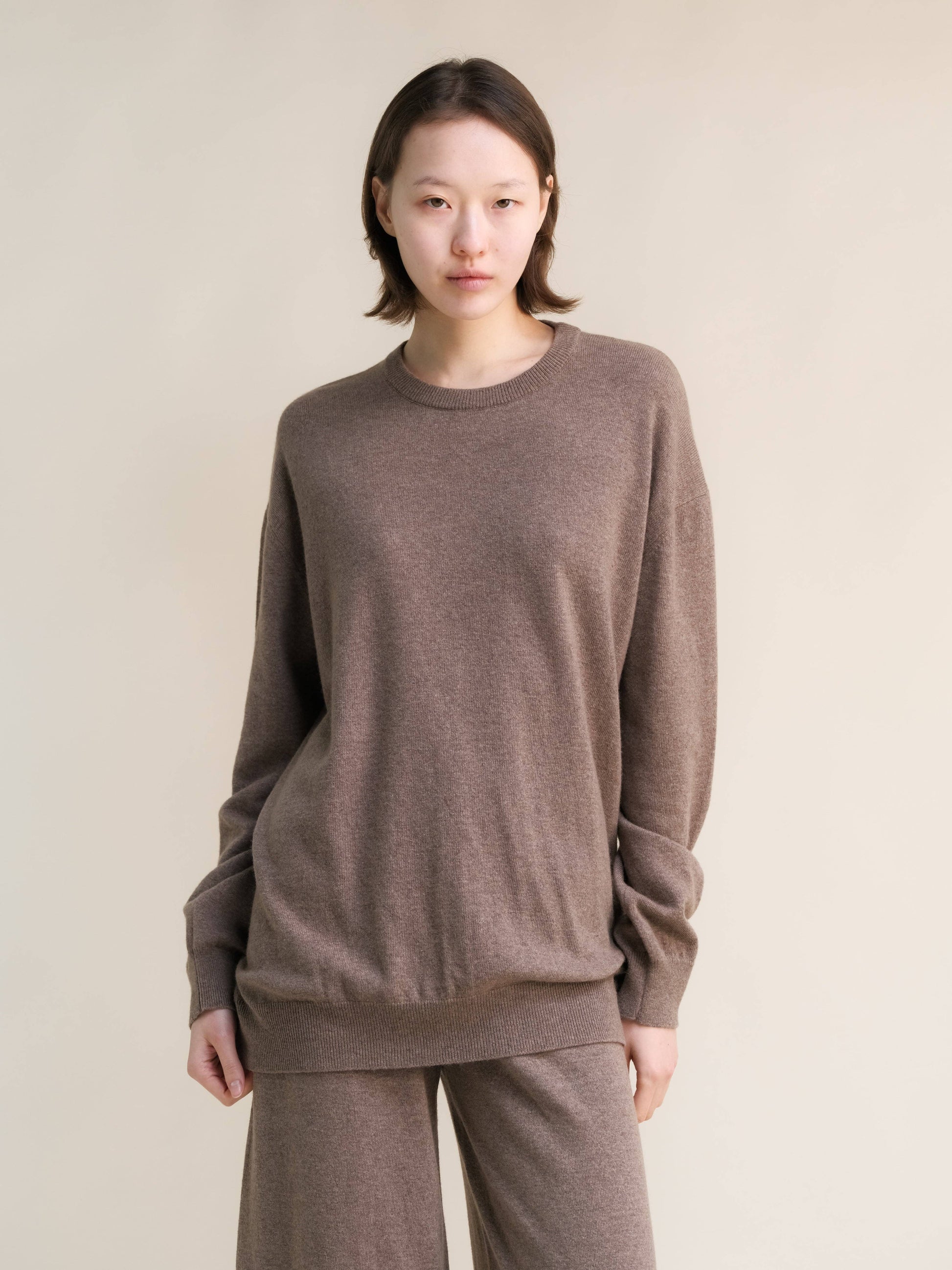 Maglione girocollo classico in misto cashmere