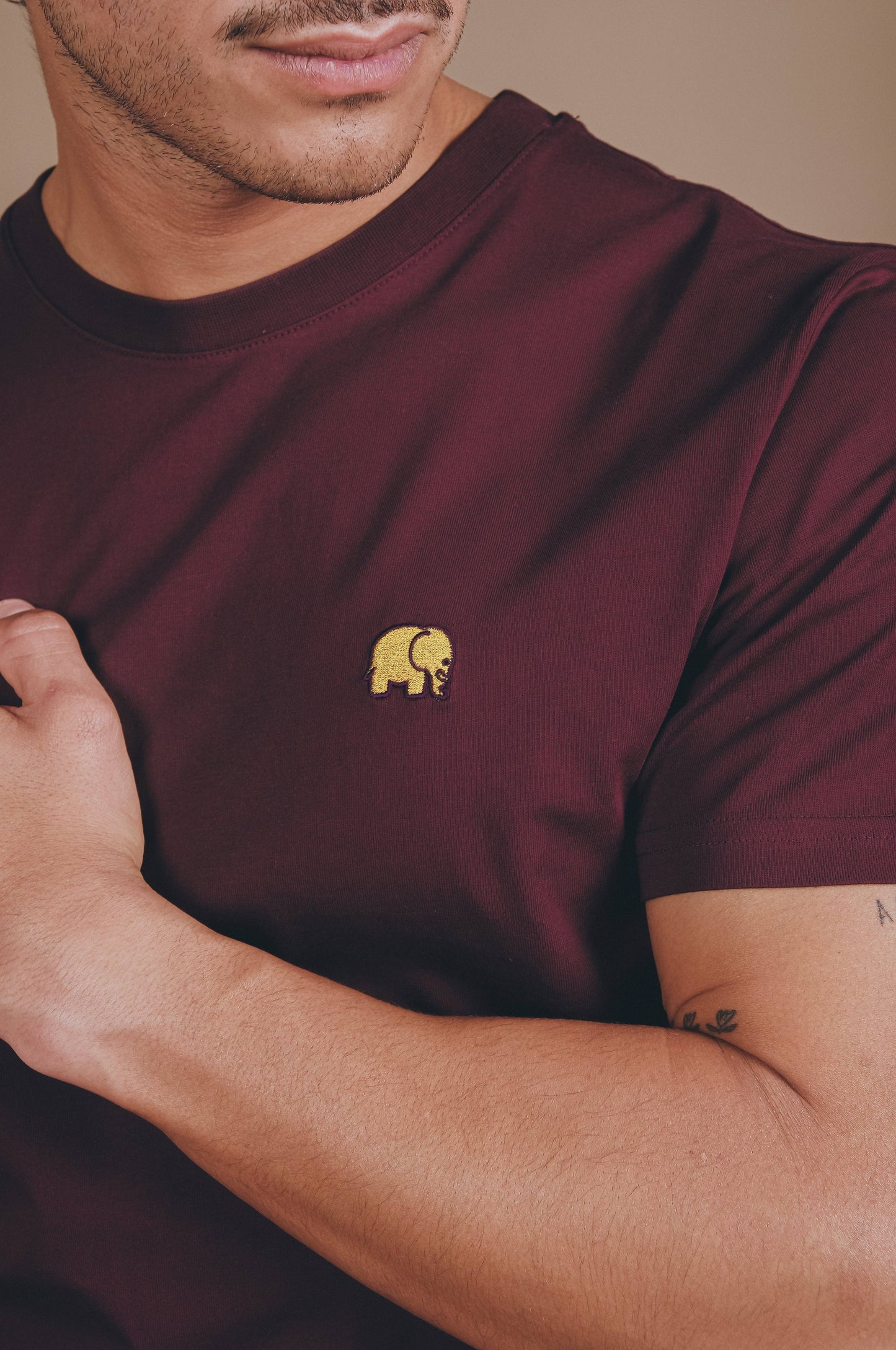 T-shirt Essentials in Cotone Biologico Rosso Vino