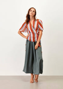 Blusa incrociata a righe multicolor
