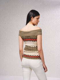 Maglia aderente off-shoulder in lurex