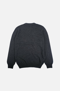 Maglione girocollo in filato riciclato color carbone
