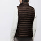 Gilet trapuntato con collo alto