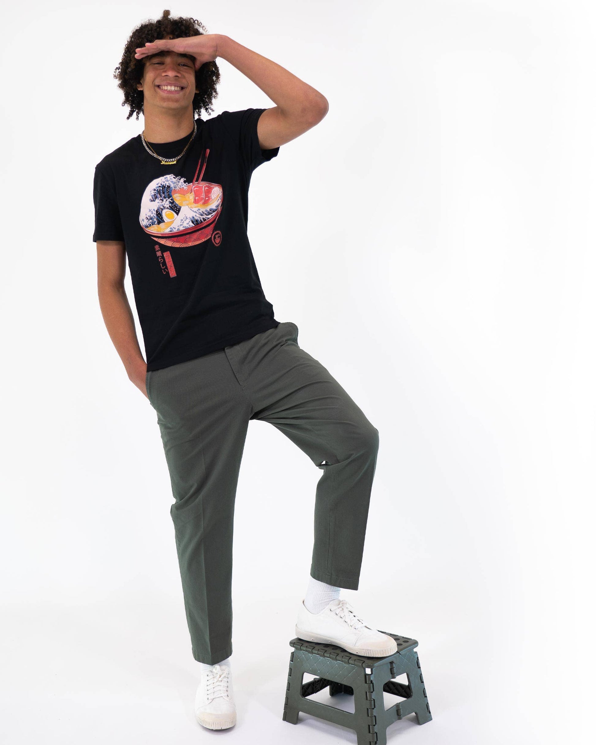 T-shirt Ramen Wave con grafica manga