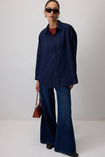 Camicia oversize blu navy a vestibilità comoda