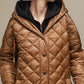 Cappotto trapuntato lungo con cappuccio