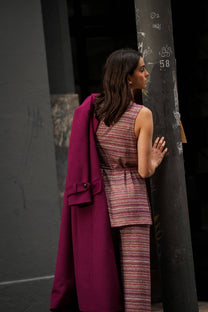 Cappotto lungo doppiopetto elegante con revers