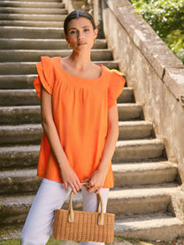 Blusa con scollo quadrato e maniche con volant