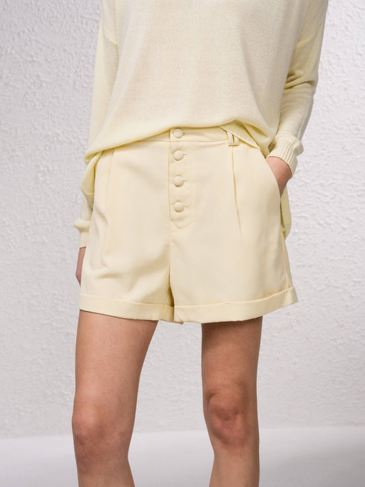 Shorts bermuda a vita alta con bottoni