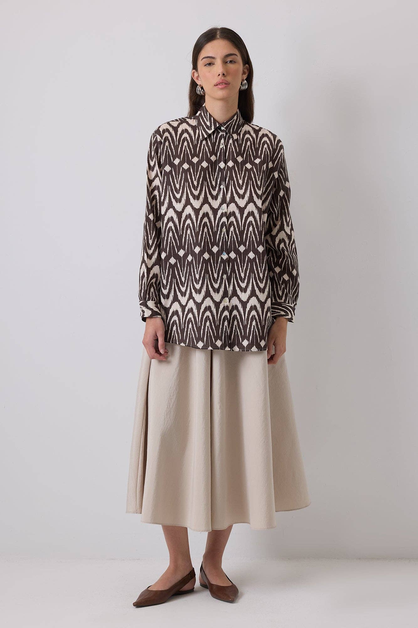 Camicia oversize in cotone con stampa ikat