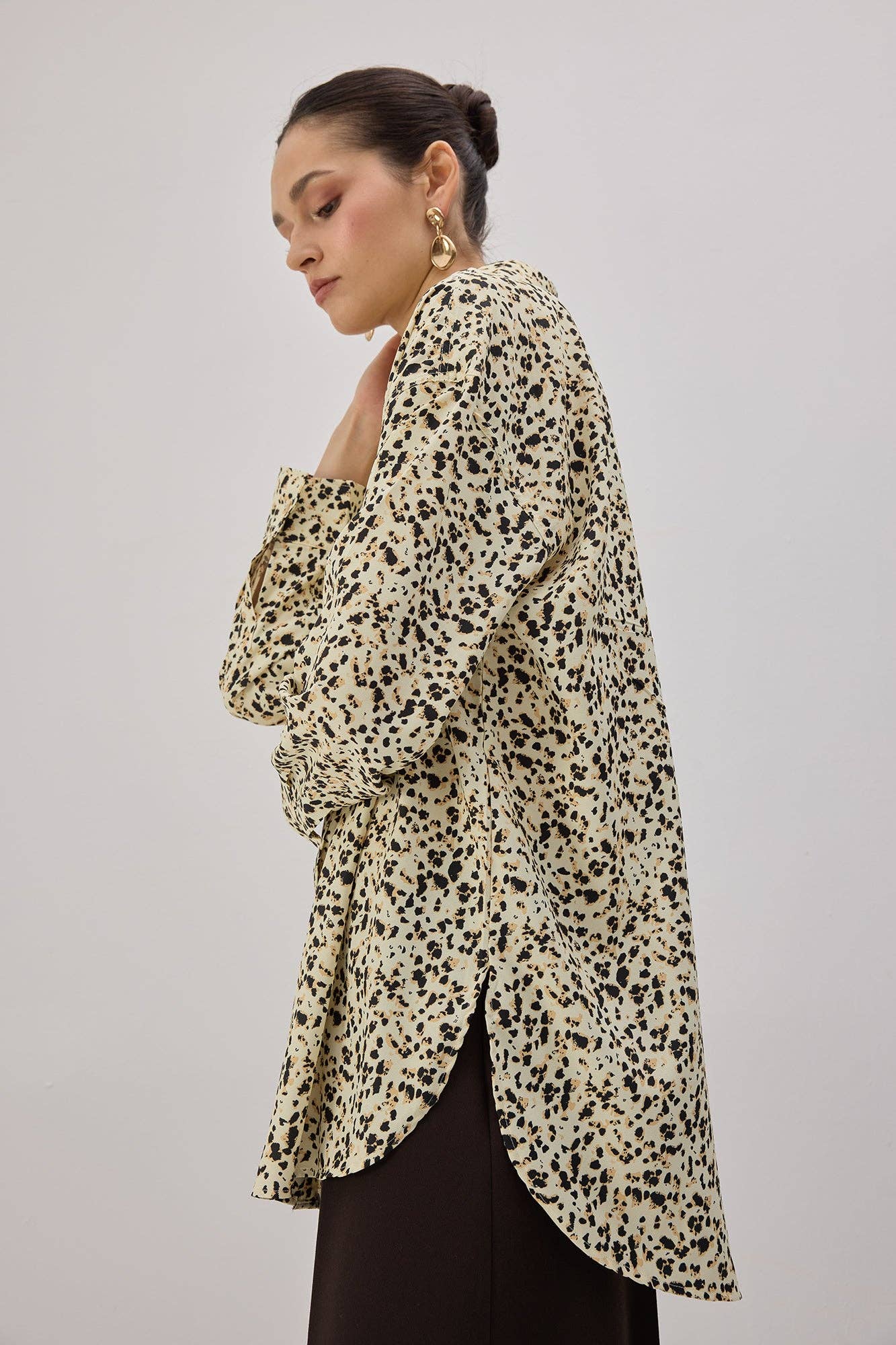 Camicia oversize a stampa mini leopardata