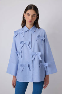 Camicia oversize in popeline di cotone a righe con fiocchi decorativi