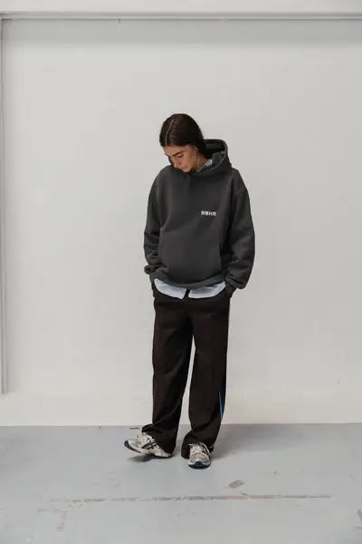 Felpa hoodie nera effetto vissuto oversize
