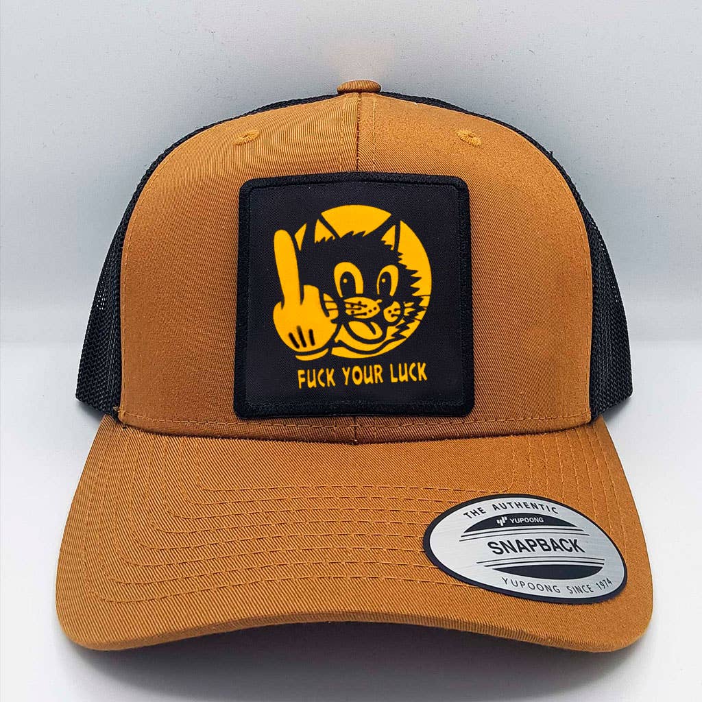 Cappello trucker unisex con patch gatto