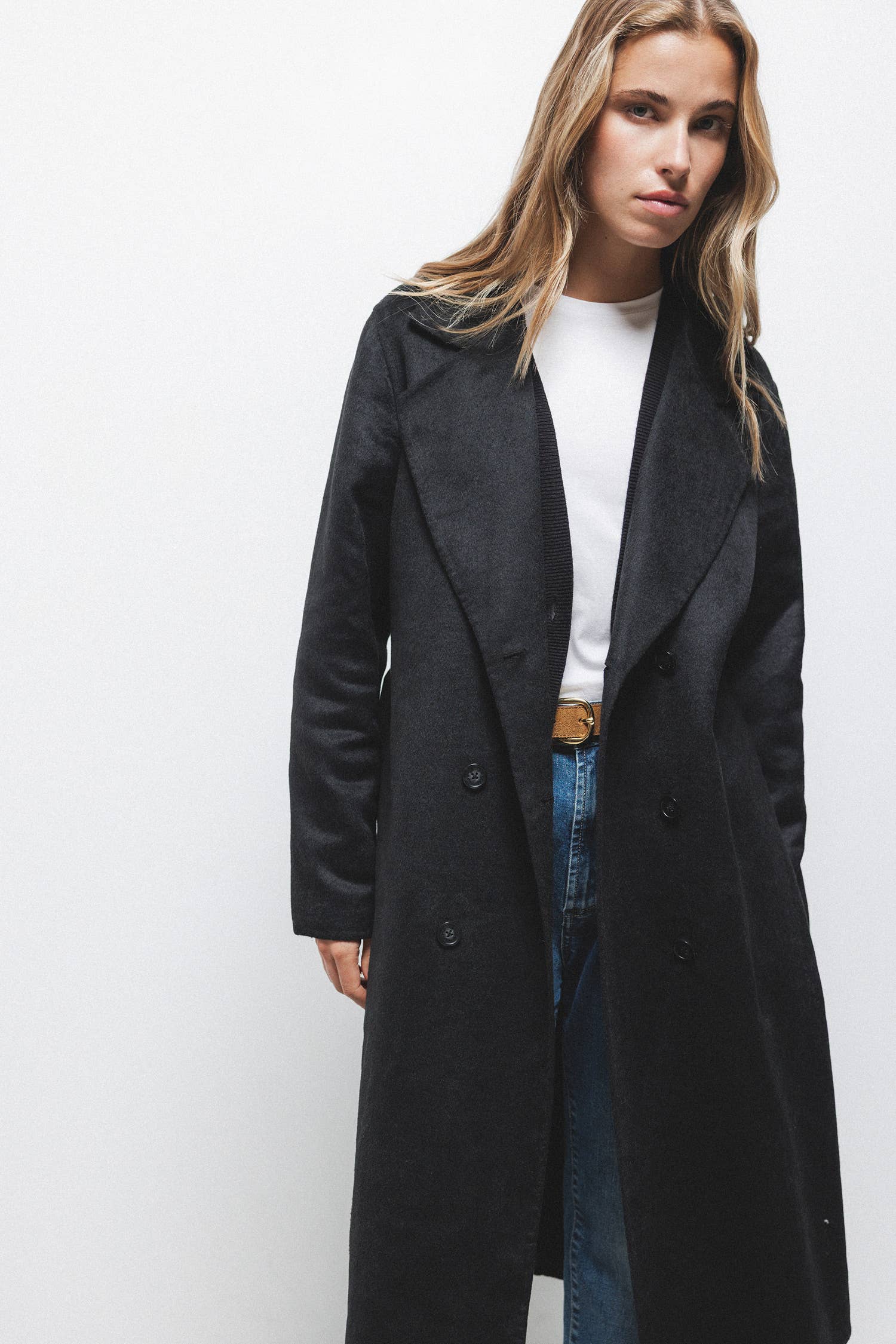Cappotto doppiopetto con cintura